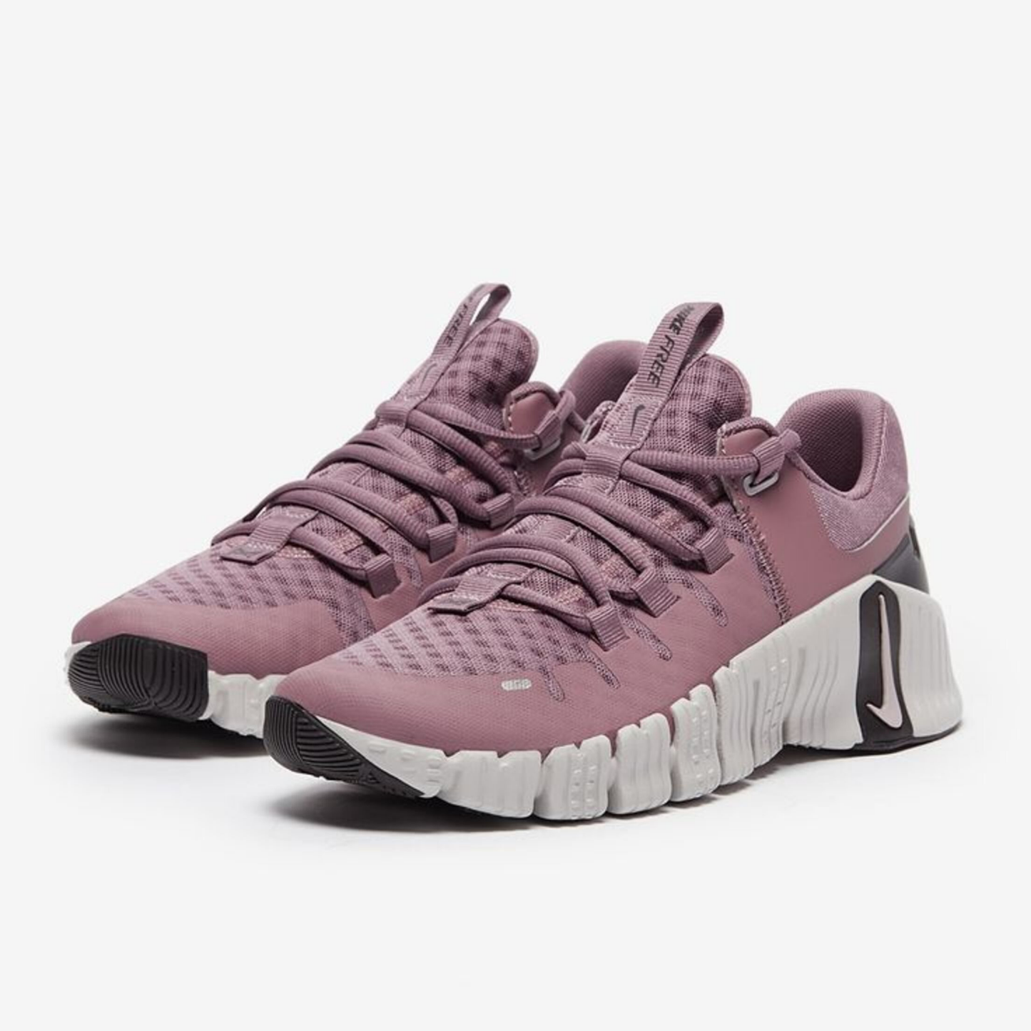 NIKE FREE METCON