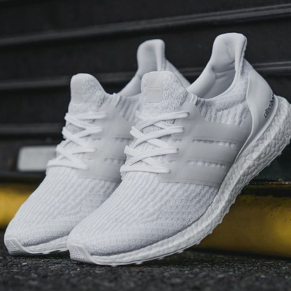 ADIDAS ULTRABOOST