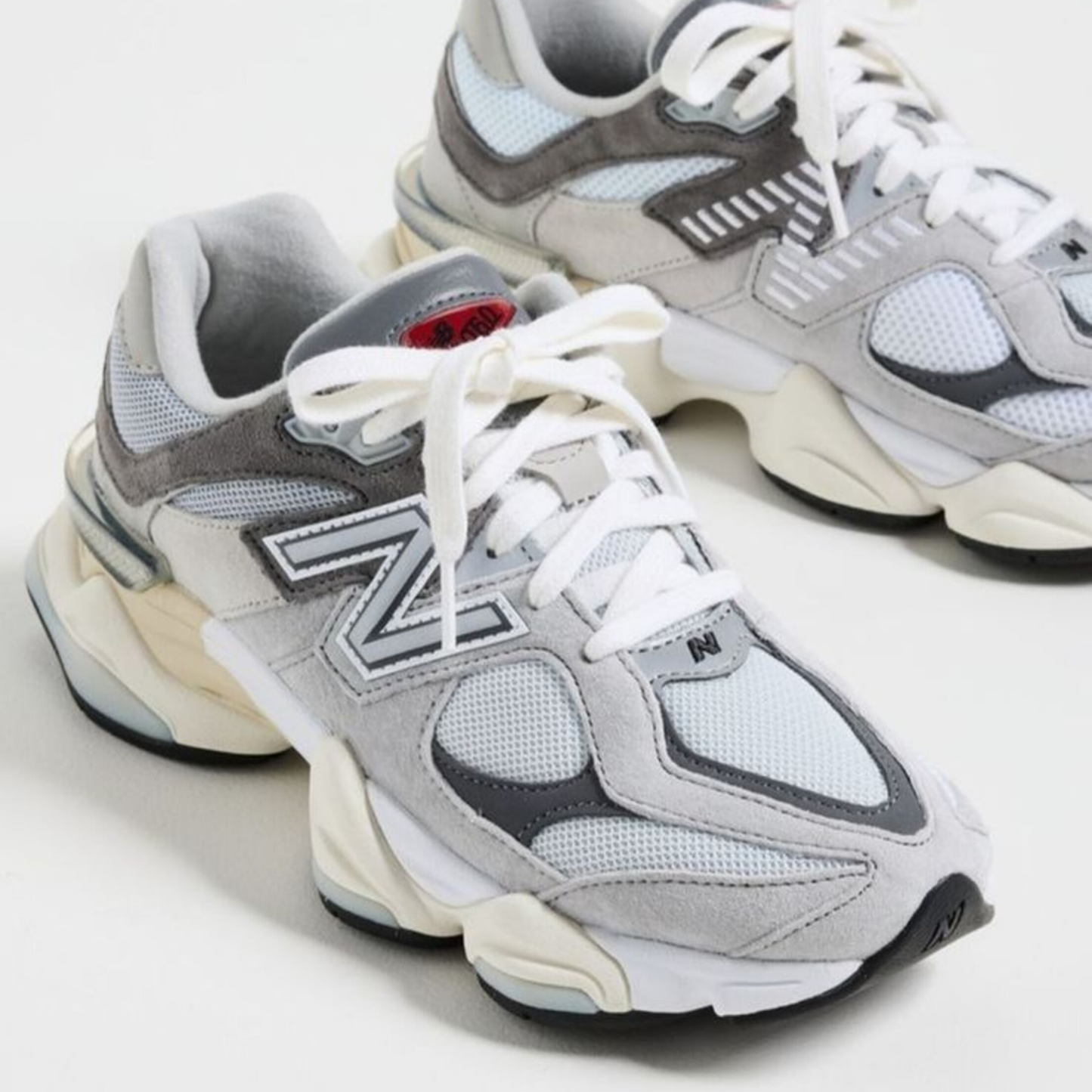 NEW BALANCE 9060