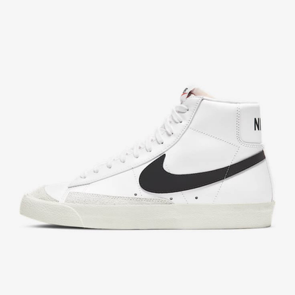 NIKE BLAZER