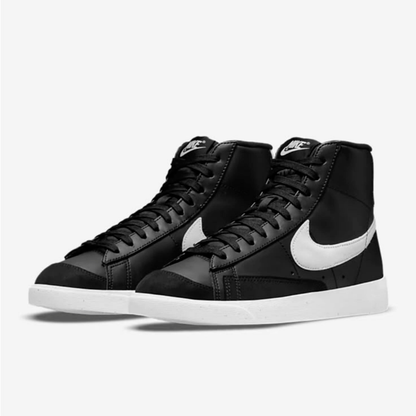 NIKE BLAZER