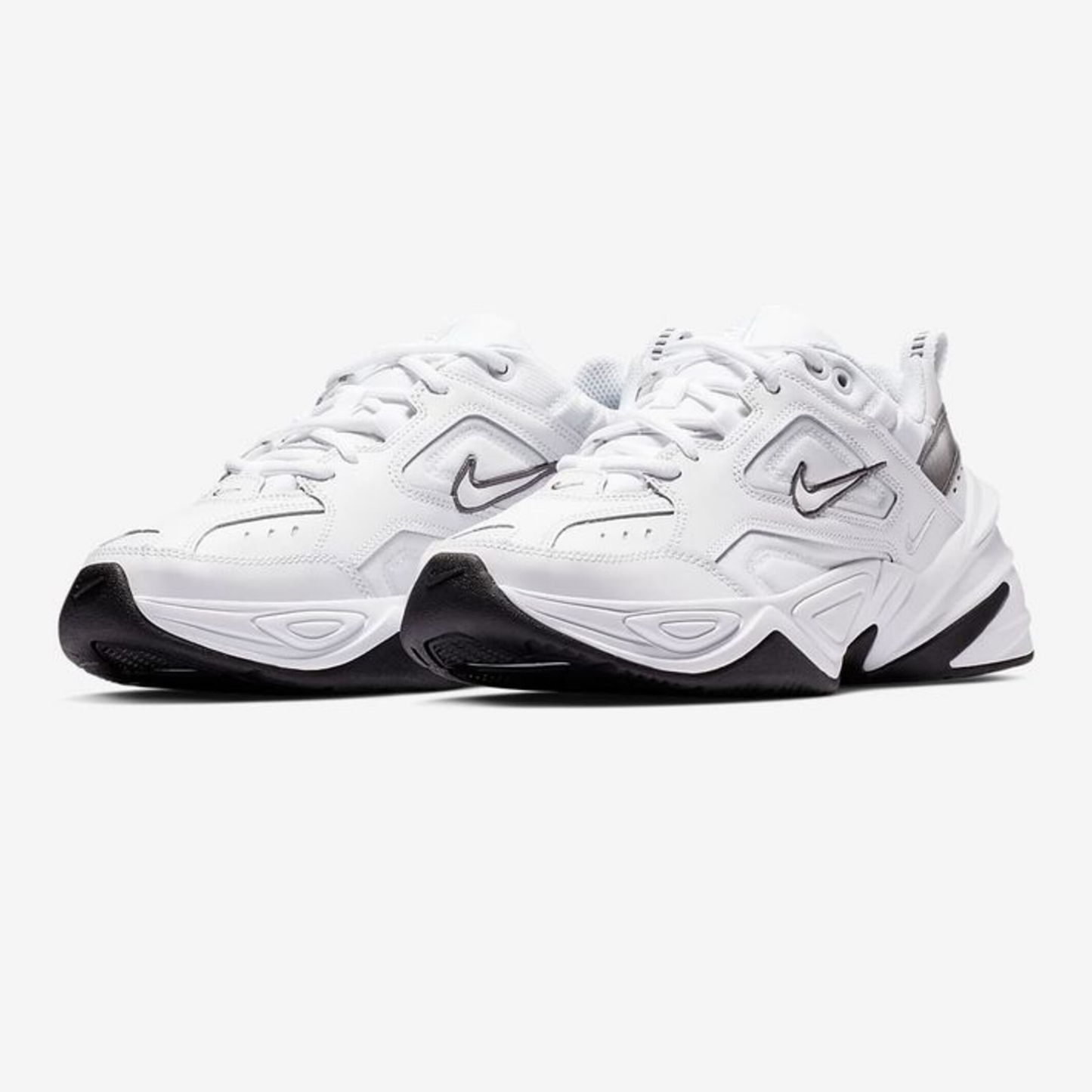 NIKE TECHNO